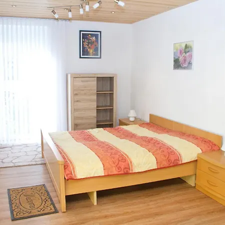 Ahne Apartmán *