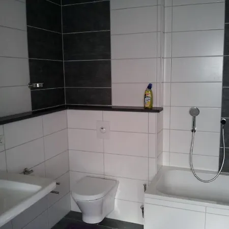 Ahne Apartmán *