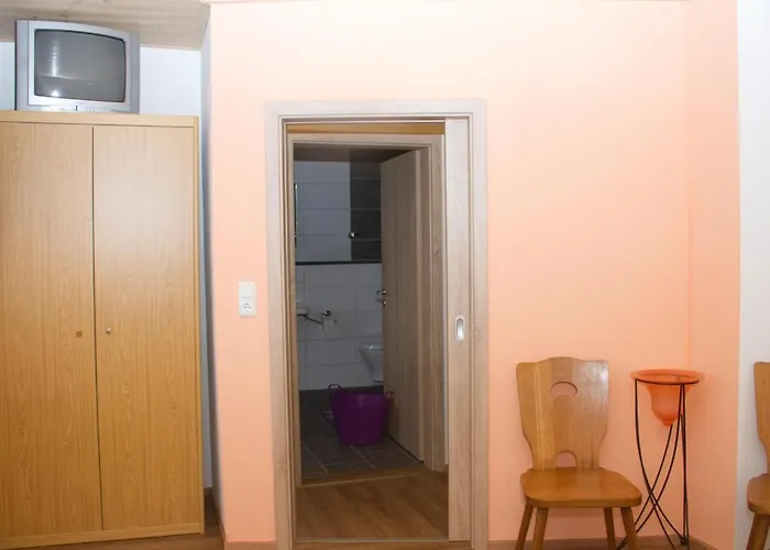 Ahne Apartment *